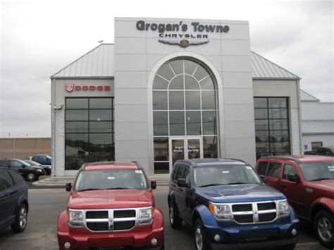 Grogan's Towne Chrysler Jeep Dodge RAM in Toledo, OH | 21 Cars ...