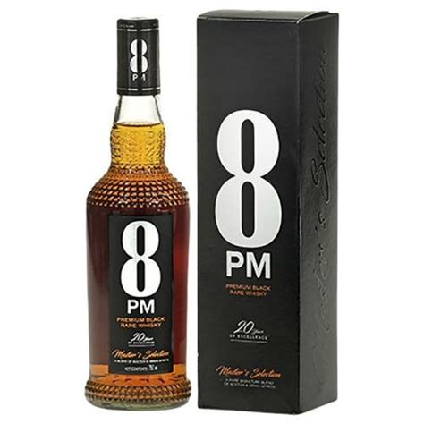 Blended whiskey brands under INR 800 to add to your home bar