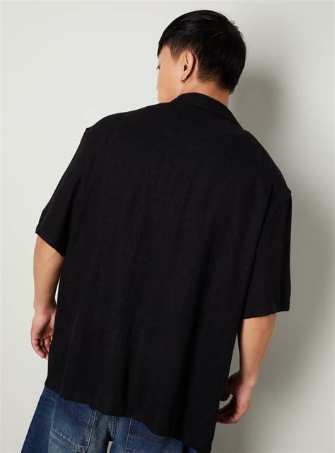 Buy Men Textured Relaxed Fit Shirt Online at just Rs. 1199.0 ...