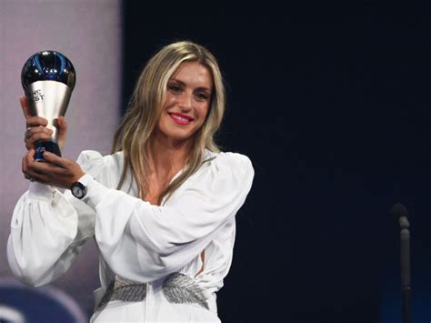Alexia putellas: Meet Alexia Putellas, the women's footballer of the ...