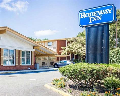 RODEWAY INN HUNTINGTON STATION - MELVILLE - Hotel Reviews, Photos, Rate ...