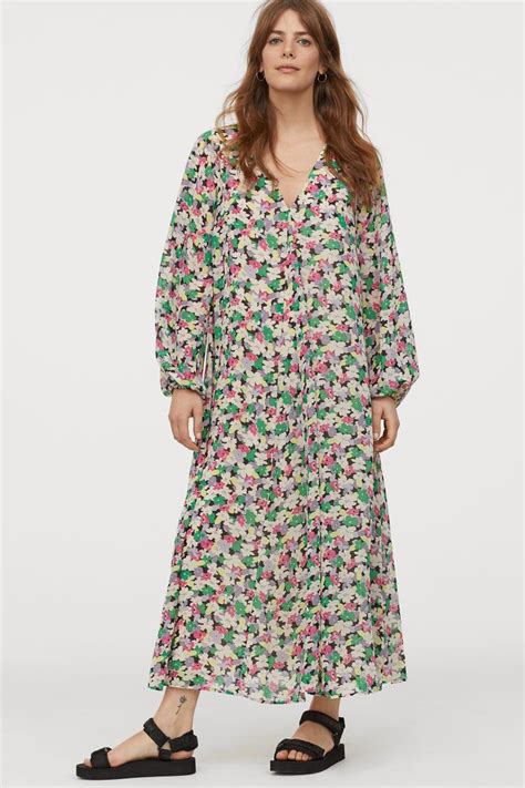 balloon sleeved dress