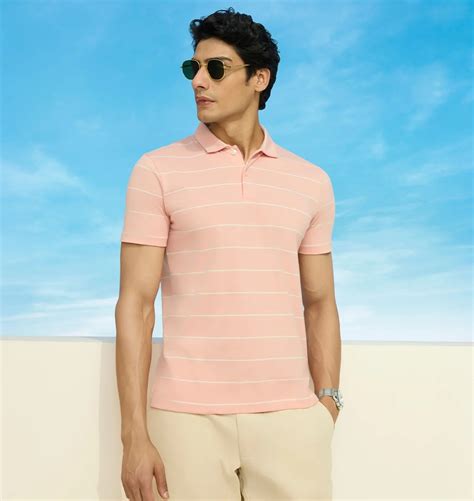 Pique Cotton vs. Regular Cotton: How It Shapes Your Polo – XYXX Apparels