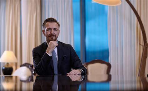 Business Man Portrait Photography 的图像结果