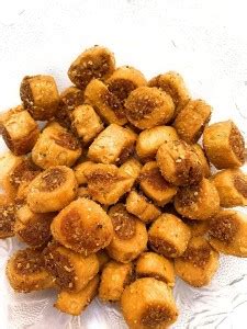 V MART Gujrat Mini Bhakarwadi / Bhakarvadi (Namkeen/ Snacks/ Crunchy ...