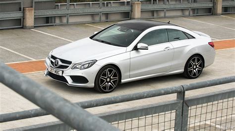 2014 Mercedes-Benz E-Class E 400 Coupe (UK-Version) - Side | HD Wallpaper #15