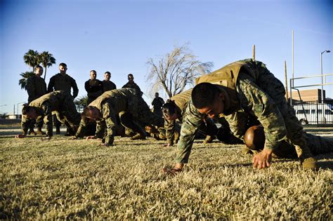USMC Training 的图像结果