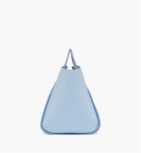 Large Mode Travia Shoulder Bag in Spanish Nappa Leather Blue | MCM ®US