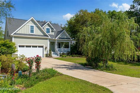 602 W Owens St, Southport, NC 28461 | Homes.com