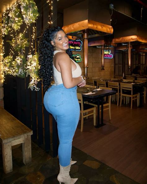 The Modern Cleopatra 👑 | Bad days are cancelled. 🤗 #NYCnights #cousinlove #comedyshow | Instagram