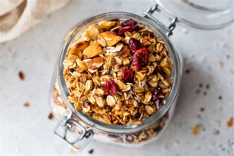 How To Eat Granola Without Yogurt - Recipes.net