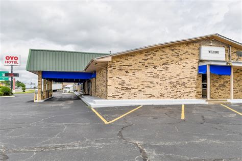 OYO Hotel Tyler Lindale in Tyler TX| Book @ $50 and Get 33% Off