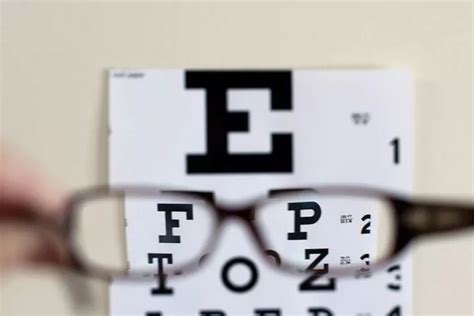 视力测试仪,视力测试仪器,视力检测仪_大山谷图库