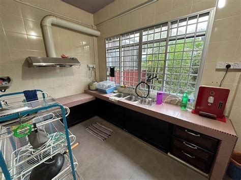 Hm airbnb (Sibu, ), Sibu hotel discounts | Hotels.com