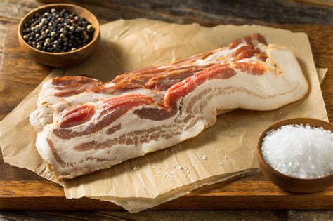What Is Uncured Bacon? | Simply Hatfield®