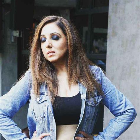 Monisha Khatwani TV Star | Biography Age Birthday Career Husband