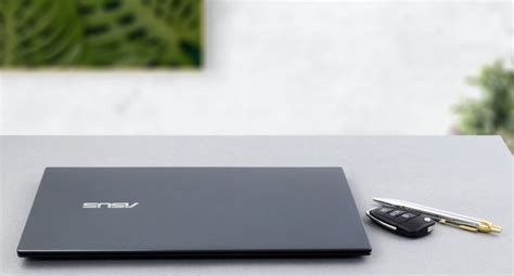 ASUS ZenBook 14 UX425 review - a stylish ultrabook with humongous ...