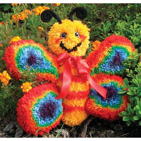 MCG Textiles Huggables Animal Butterfly Latch Hook Kit : Amazon.in ...