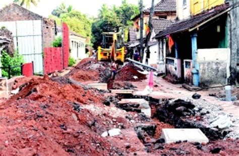 Ri-band-ar is “bandh” as over ‘Smart’ digging heaps miseries & tears