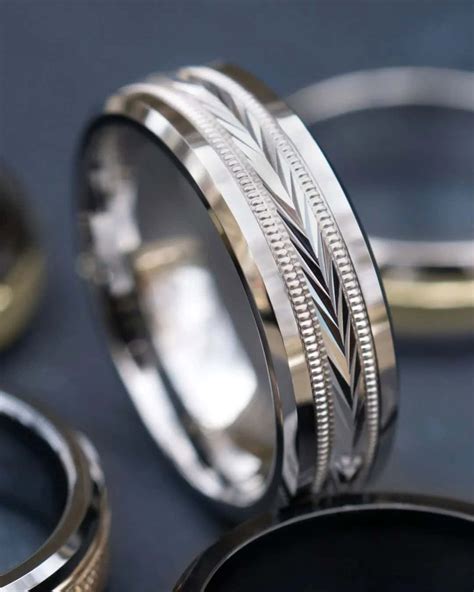 18 Mens Engagement Rings: Rings For Stylish Groom – Bridewhimsy