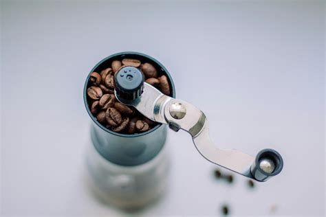 Best Coffee Grinder for Cold Brew: No One Can Beat These Budget Buys
