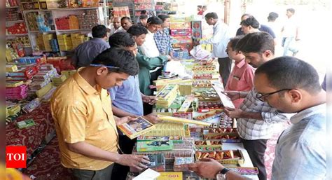 Lucknow: Green crackers eco-friendly? Check QR code before buying ...