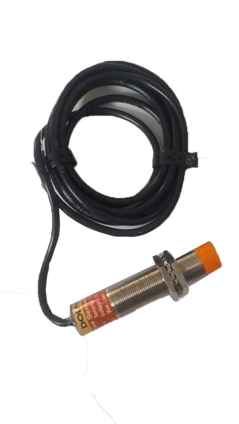 M-12 DC INDUCTIVE PROXIMITY SENSOR NPN NO SENSING 4MM : Amazon.in ...