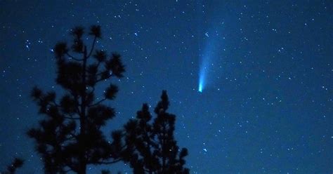 Comet That Exploded 的图像结果