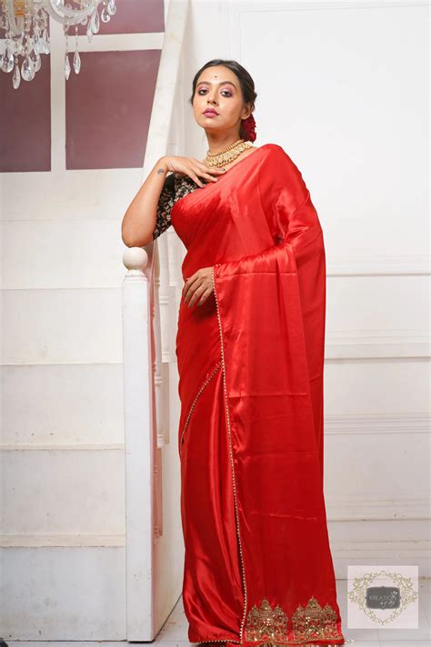 Signature Taj Mahal Motif Sarees & Blouse Collection - kreationbykj ...