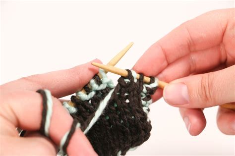 Double Loop Knitting 的图像结果