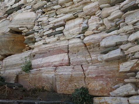 GIAGLAKIS ROOMS (Sifnos, Cyclades) - Guesthouse Reviews, Photos, Rate ...