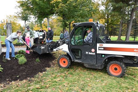 Planting seeds for the future: Community members contribute to ...
