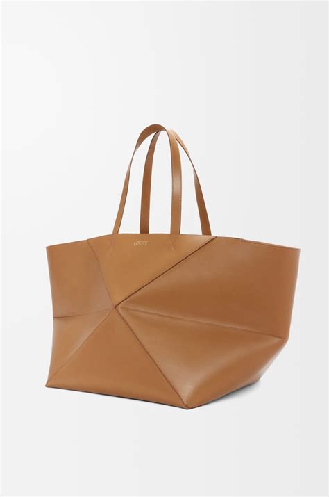 XXL Puzzle Fold Tote in shiny calfskin Oak - LOEWE
