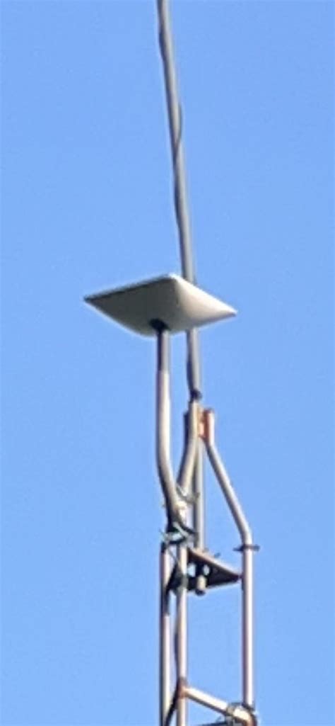 Stuck rebooting : r/Starlink