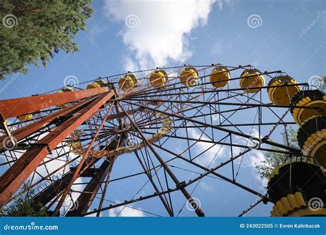 Ferris Wheel, Pripyat Town in Chernobyl Exclusion Zone, Ukraine Stock ...