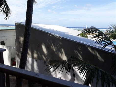 CORAL INN (Thulusdhoo Island) - Inn Reviews, Photos, Rate Comparison ...