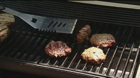 Tracing the birth of the burger to the Erie County Fair | wgrz.com