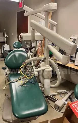 Dental Chair | GovDeals
