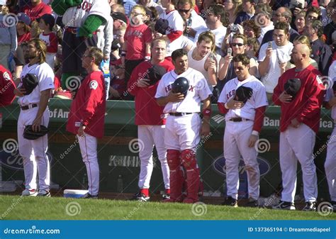 Seventh Inning Stretch editorial stock image. Image of league - 137365194