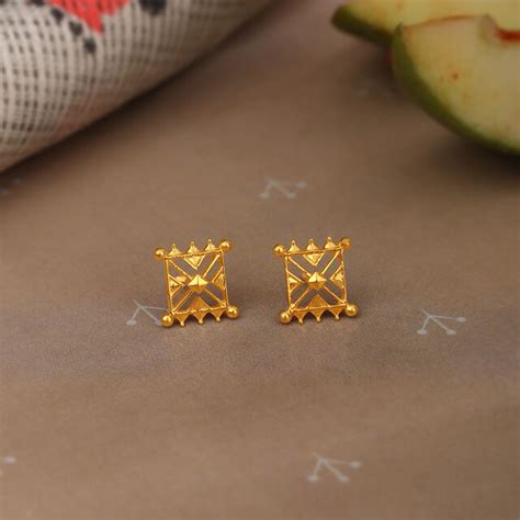 Warli Wonder 22KT Gold Stud Earrings