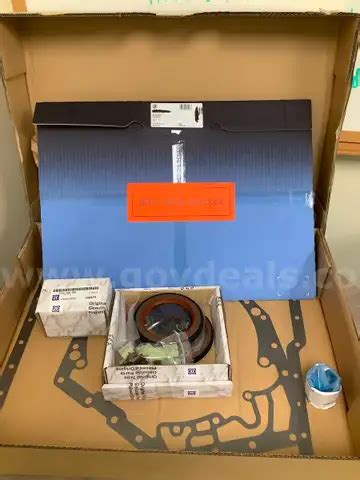 15 NEW ZF SEALING RING AND GASKET KIT (4149 298 824) | GovDeals