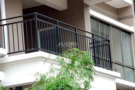 阳台护栏-河南郑州百叶窗|河南郑州护栏|铝合金百叶窗|可开启百叶窗|组合护栏|阳台栏杆|阳台护栏|栏杆