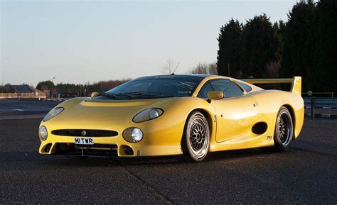 Jaguar XJ220 Wallpapers - Wallpaper Cave