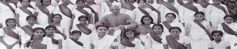 'Flashback' Time For Pakistan On Hijab? This Jinnah Photo With Muslim ...