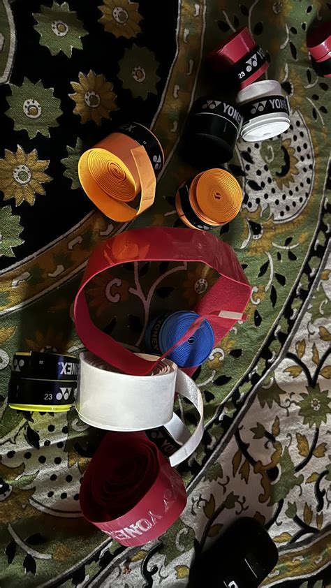 YONEX Tech-501B Badminton Synthetic Over Grips (Multicolor, Pack of 5 ...