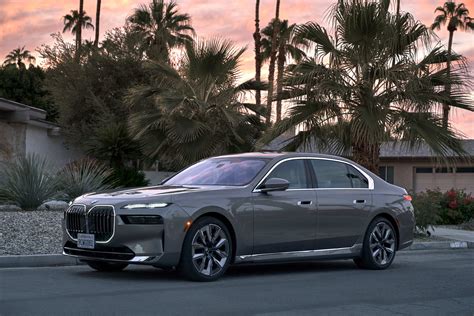 BMW Unveils Attractive 2025 i7 Lease Offers For August - Autoblog