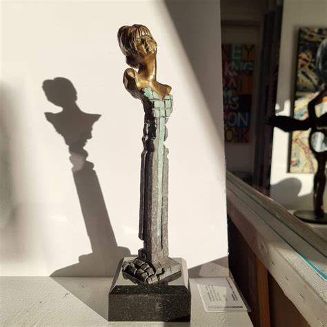 Australian Art & Sculpture |Figurine - 33cm | | Soho Galleries