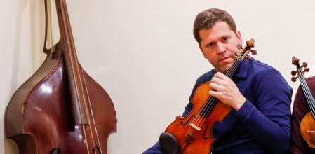 Los violinistas de Hamelin que conducen hasta Bach