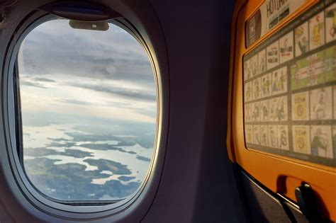 Which Airplane Window Is The Biggest?