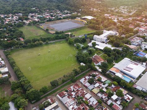 Sportsfield College 的图像结果